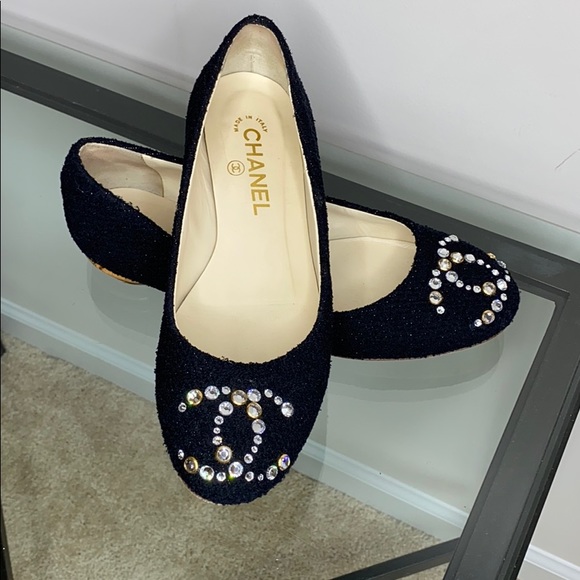 Authentic Chanel flat shoes - Picture 7 of 8
